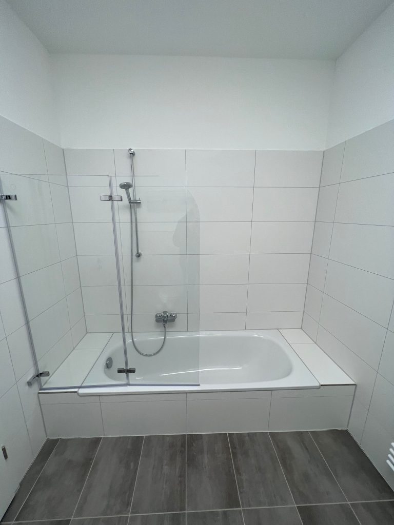 75e19217-0fef-49a1-8bee-23bdb6bb0805