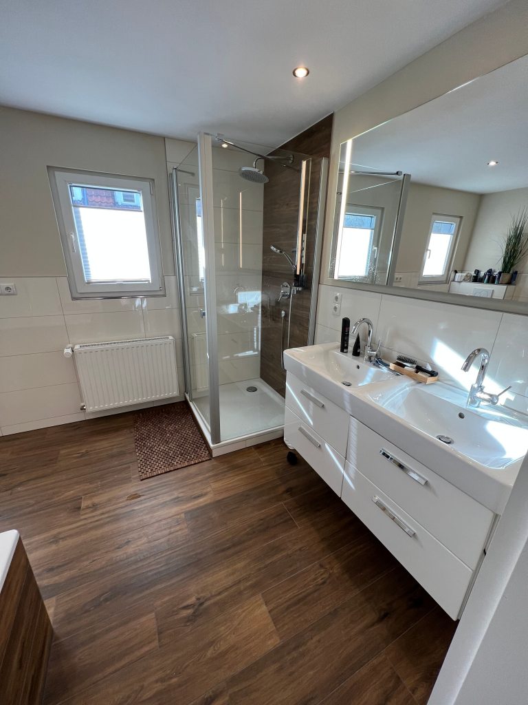 cca921d4-fc35-4351-8efc-3fc4005a84e9